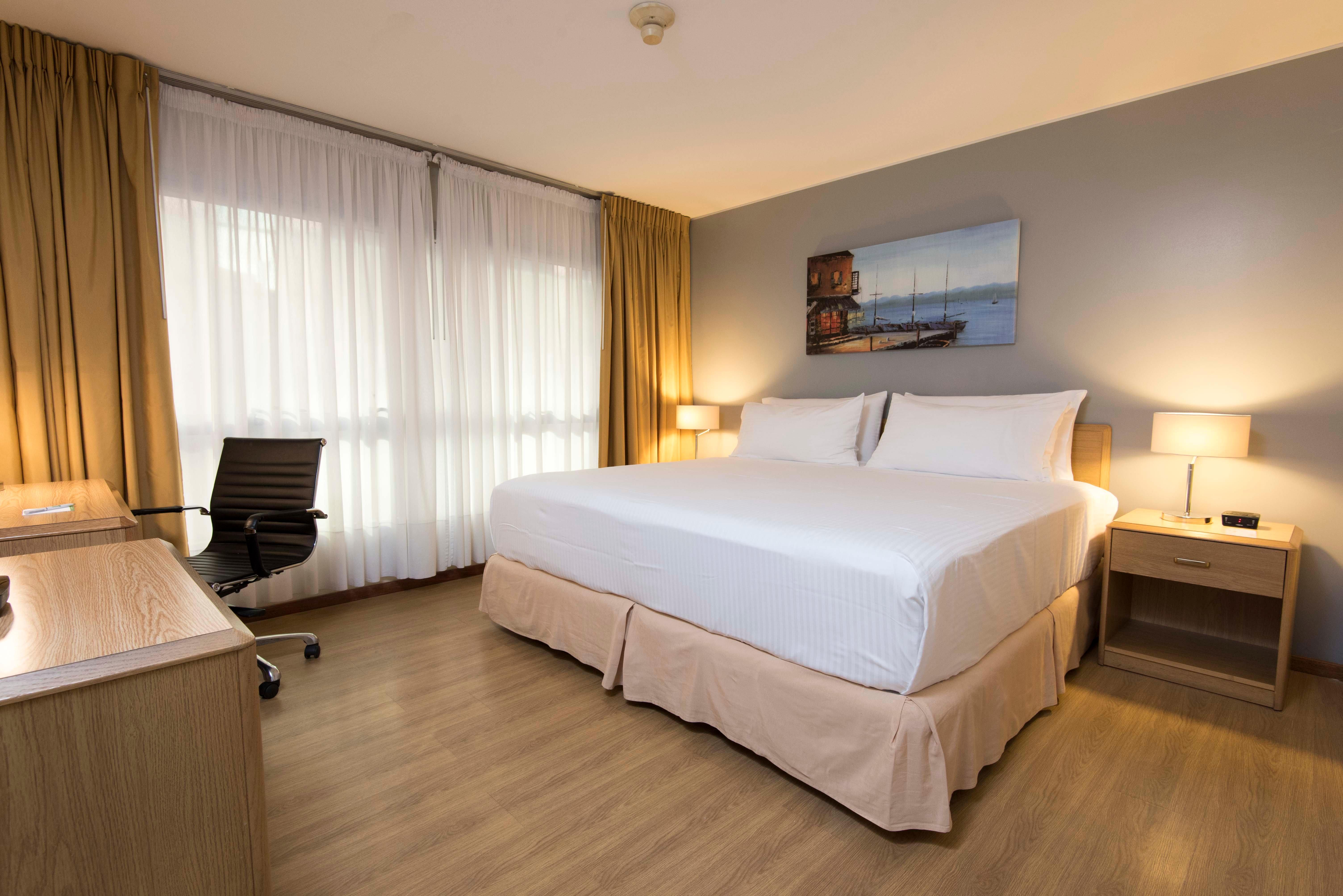 Holiday Inn Montevideo By Ihg Εξωτερικό φωτογραφία